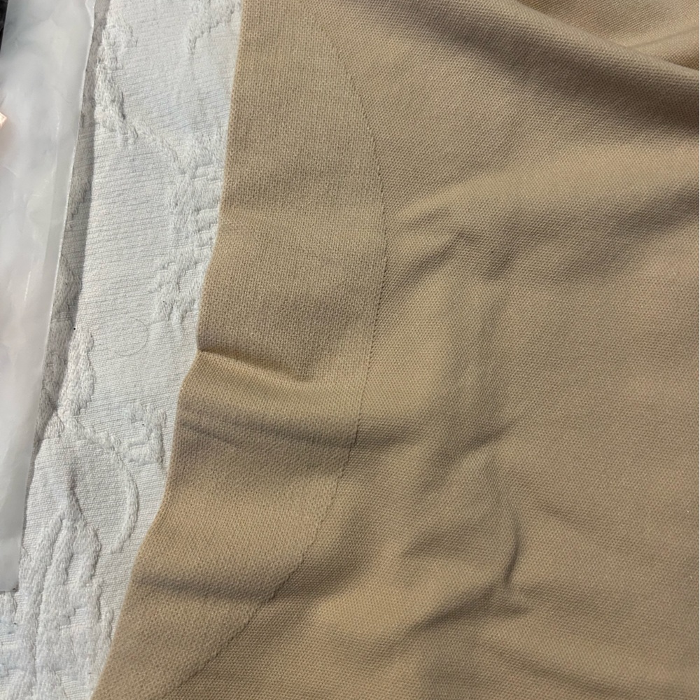 Shapermint Scoop Neck Cami - Picture 5 of 5